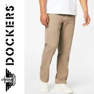 NWT! Dockers Easy Stretch Khakis Straight Fit Pants